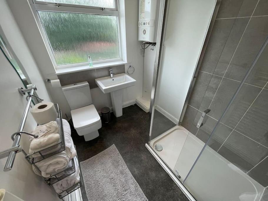 Kingsbury Apt 2 Бирмингем Экстерьер фото